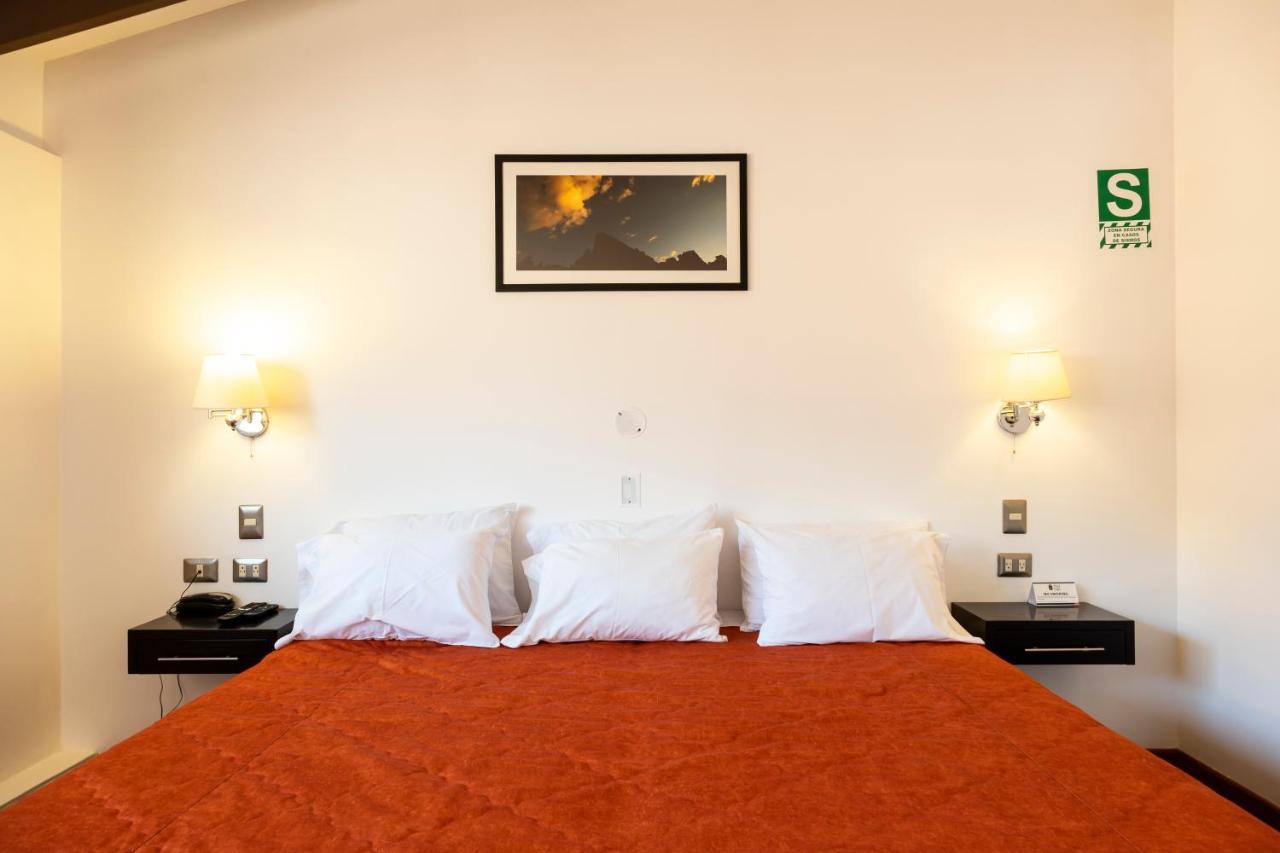 Hostal & Apartments El Triunfo Куско Екстер'єр фото