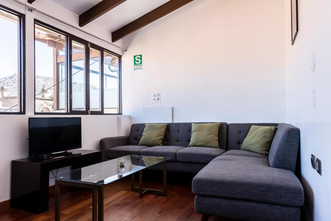 Hostal & Apartments El Triunfo Куско Екстер'єр фото