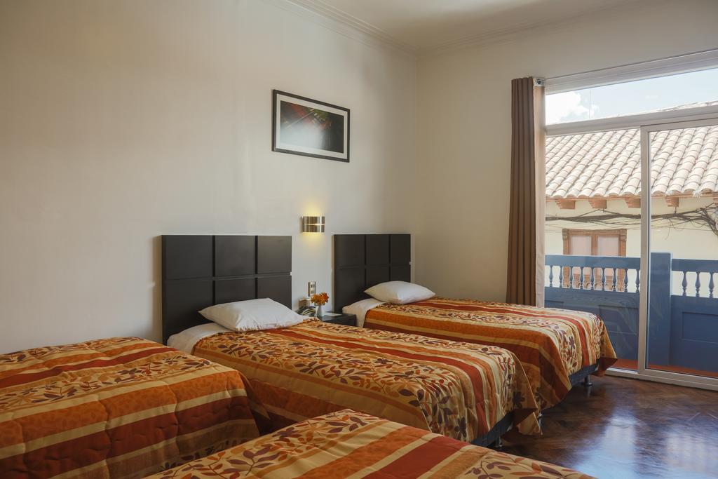 Hostal & Apartments El Triunfo Куско Екстер'єр фото